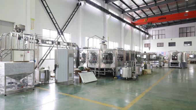 Tốc độ cao tự động 3 trong 1 nước uống xăng nước uống cacbon hóa Máy điền thiết bị chai thủy tinh CSD nhà máy 9