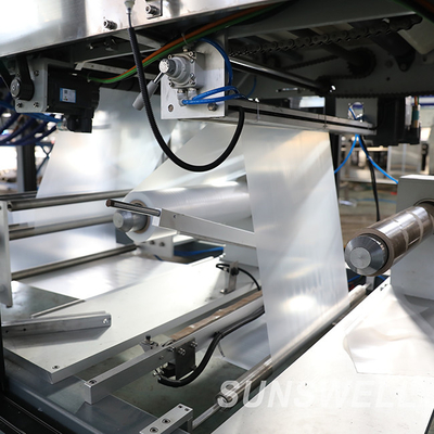 Juice PET Bottle Thermal Contraction Heat Shrink Wrapping Machine Carbonated Drink Linear Shrink Wrap Packing Machine